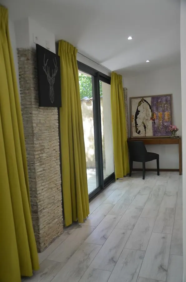 Domaine Shambala - Maison D'Hote En Provence - Piscine Chauffee Bed & Breakfast Velaux France