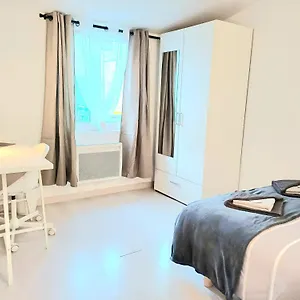  Maison d'hôtes - Proche Aeroport - Privees France